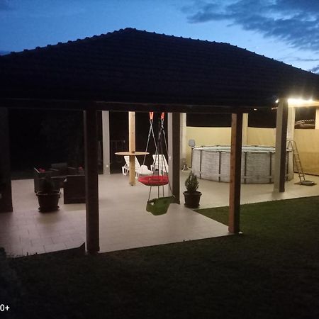 Kuca Za Odmor Braco Apartment Donji Zvecaj ภายนอก รูปภาพ
