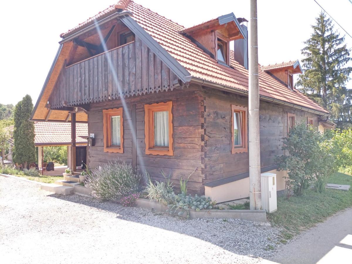 Kuca Za Odmor Braco Apartment Donji Zvecaj ภายนอก รูปภาพ